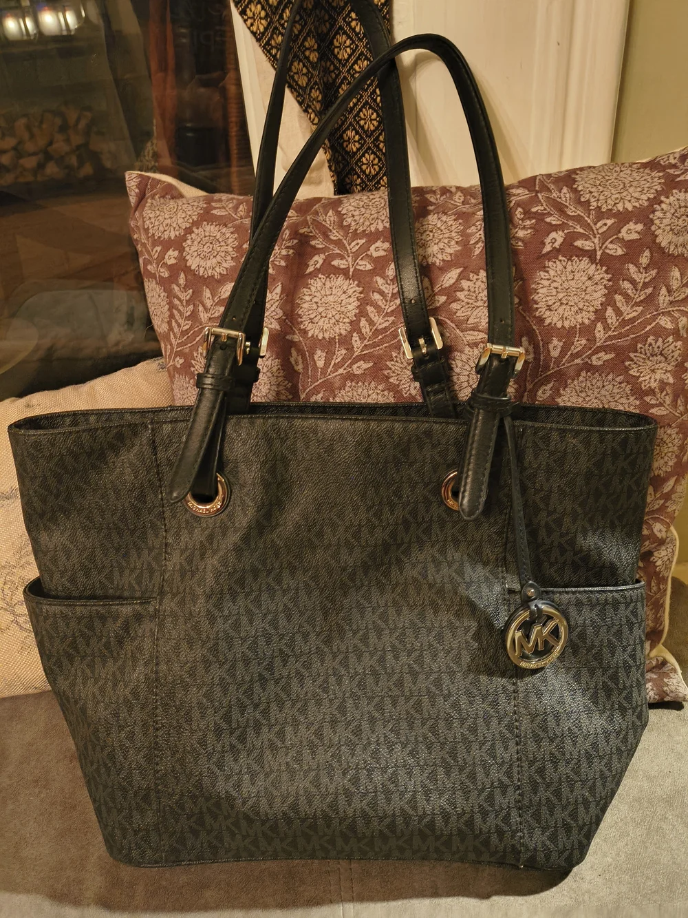 Michael Kors Black Signature MK Purse with Silver Charm